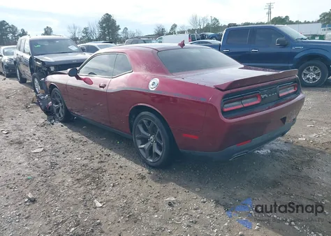 2018 Dodge Challenger Sxt Plus z USA, uszkodzony, nr VIN 2C3CDZAG6JH231763
